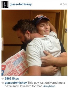 pizza hug